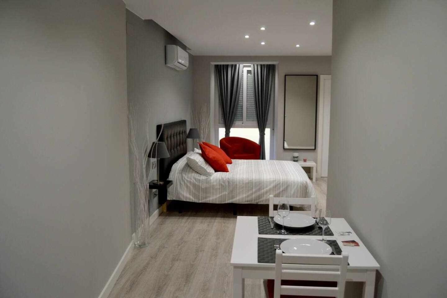 Encantador Estudio Cerca Del Pilar ซาราโกซา ภายนอก รูปภาพ